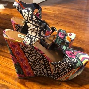 Steve Madden wedges